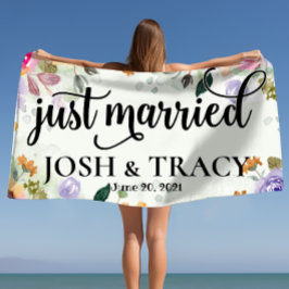 Braut und Groom, Wifey und Hubby, nur verheiratet Strandtuch