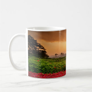 Brautes Erwachen: Tee am Morgen mit Stil" "Artful Kaffeetasse