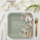 Brautparty Pampas Modernes, elegantes Weiß Pappteller<br><div class="desc">Brautparty Pampas Gras und Eukalyptus moderne boho elegante natürliche,  schlanke grüne stilvolle Party Dekoration.</div>