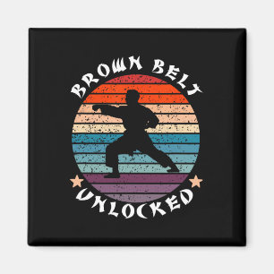 Brawn-Belt-Level-Unlock-Performance-Karate Behalte Magnet