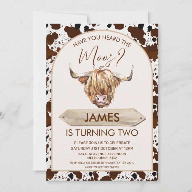 Brawn Highland Cow Print Birthday Party Einladung (Vorderseite)
