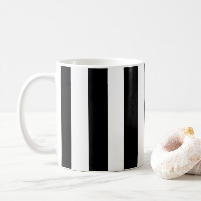 Brayures noir et blanc simple tasse de café (Avec donut)