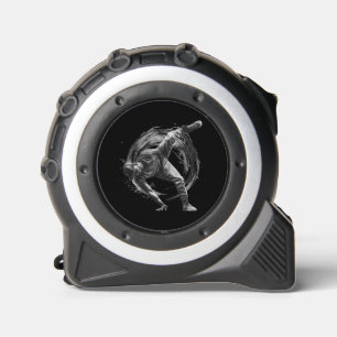 Breakdancer in Aktion im Stil eines Spritzers mit Maßband