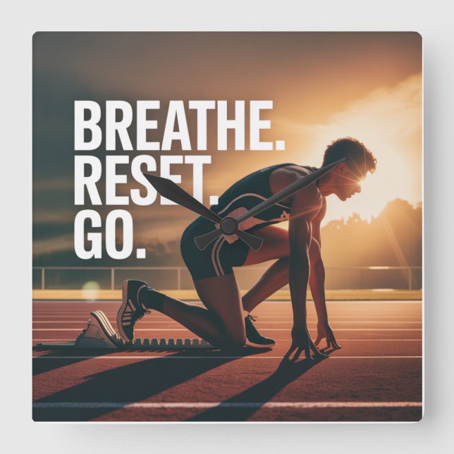 Breathe. Reset. Go. Quadratische Wanduhr (Vorderseite)