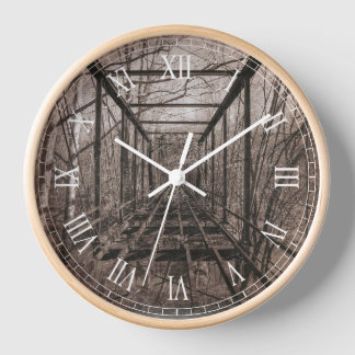 Breedens Brücke, Indiana Uhr