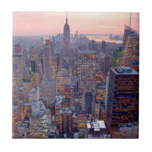 Breite Ansicht von Manhattan am Sonnenuntergang Fliese