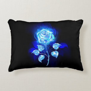 Brennen der blauen Rose Dekokissen