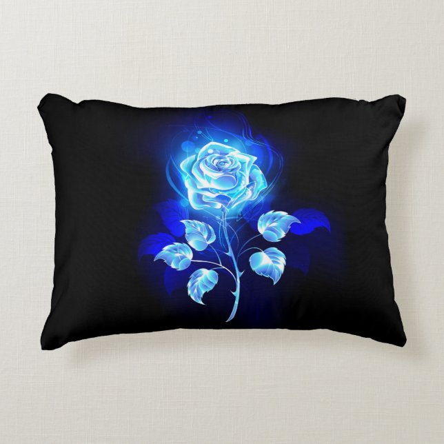 Brennen der blauen Rose Dekokissen (Vorderseite)