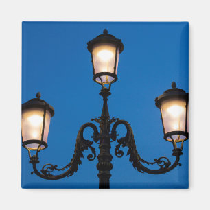 Brenzlige Lampe bei Nacht, Venedig Magnet