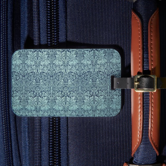 Brer Rabbit von William Morris Blue Textile Patter Gepäckanhänger (Vorderseite Insitu 4)