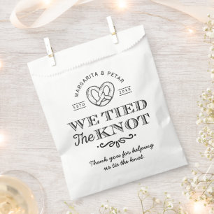 Bretzel, den wir dem Knoten danken, dass du Hochze Geschenktütchen