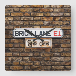 Brick Lane Square Quadratische Wanduhr