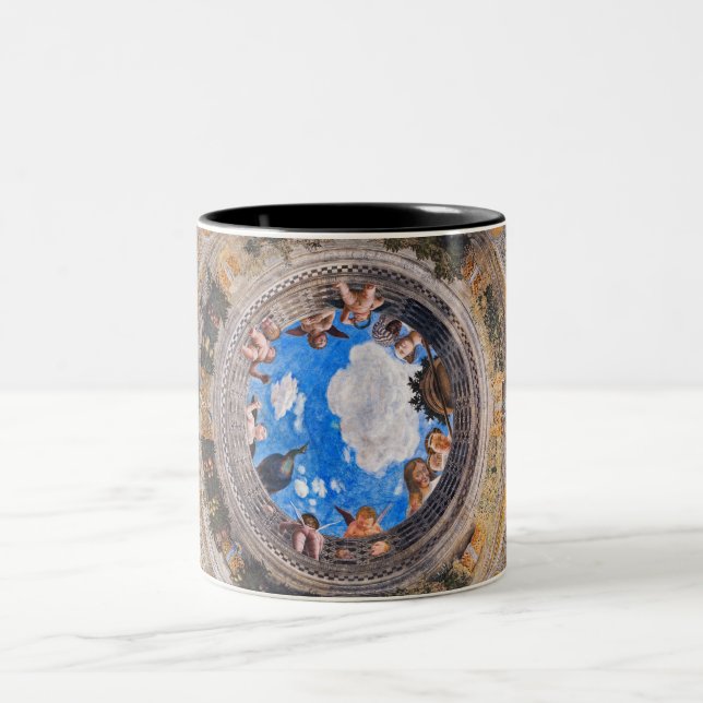 Bridal Chamber, Decke von Andrea Mantegna Zweifarbige Tasse (Mittel)