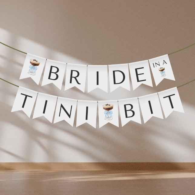 Bridal in a Tini Bit - Espresso Martini Bridal Wimpelkette (Bride in a Tini Bit - Blue Bow Espresso Martini Bridal Bunting Flags)