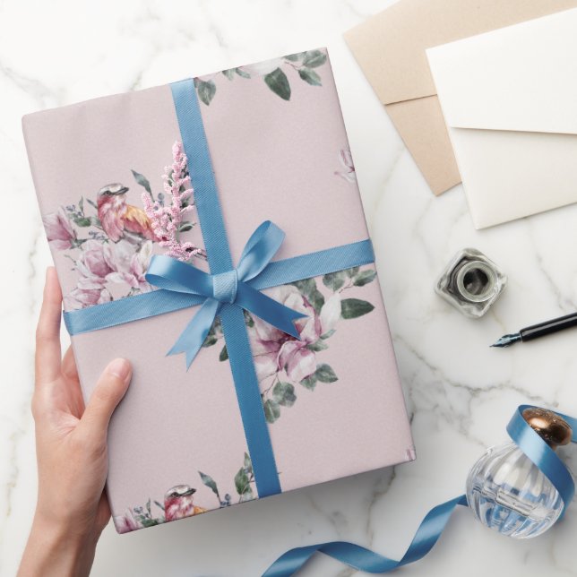 Bridal Pink Wasserfarbe und Vögel auf Rosa Geschenkpapier (Schenken)