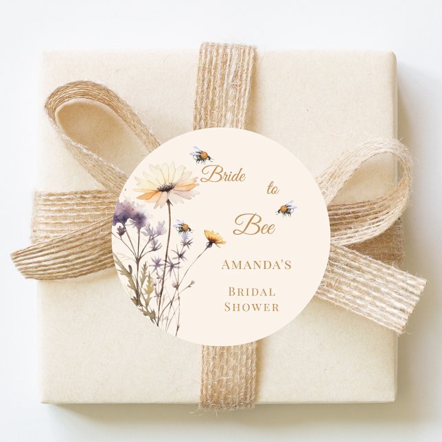 Bridal Shower Bride to Bee Wildflower Ivory Runder Aufkleber (Von Creator hochgeladen)