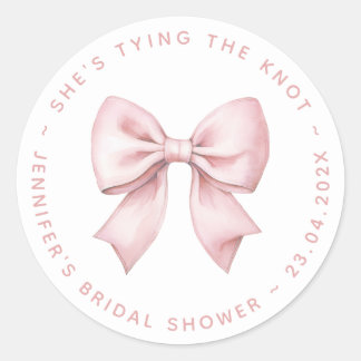 Bridal Shower Pink Bow She's Tying the Knot  Runder Aufkleber