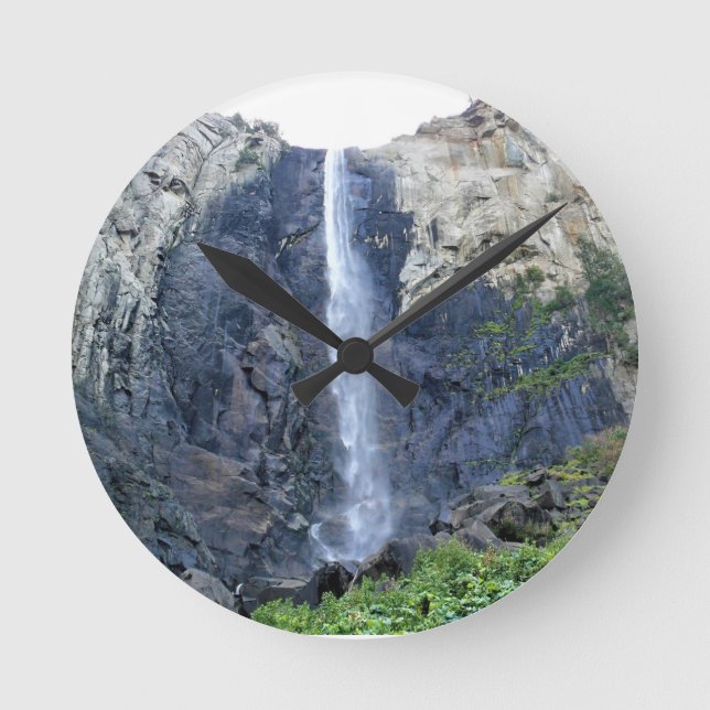 Bridalveil Falls, Yosemite National Park, CA Runde Wanduhr (Vorderseite)
