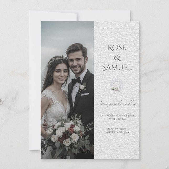 Bride and Groom Photo Elegant Wedding Invitation Einladung (Vorderseite)