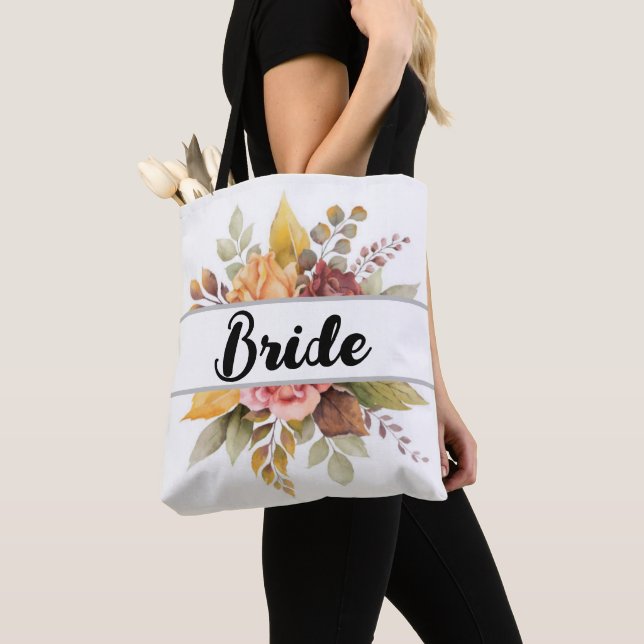 Bride Burgundy Blumentext Hochzeit im Herbst Tote  Tasche (Von Nahem)