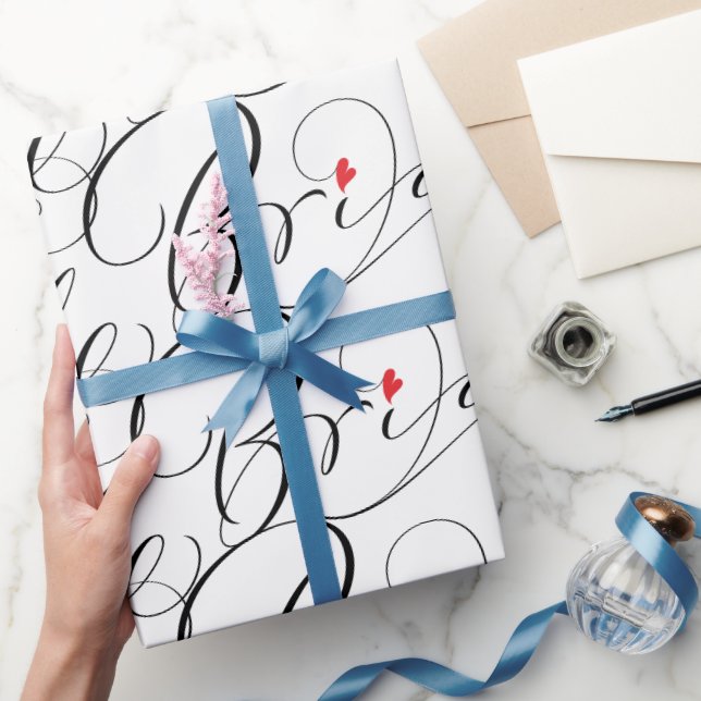 Bride Calligrafy Extravagant Script Letters Herz Geschenkpapier (Schenken)