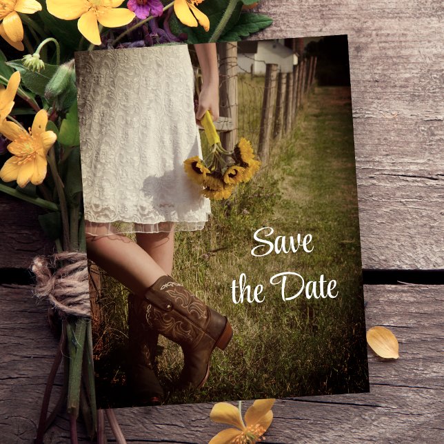 Bride Cowboy Boots Sonnenblumen Hochzeit retten Da Ankündigungspostkarte (Von Creator hochgeladen)