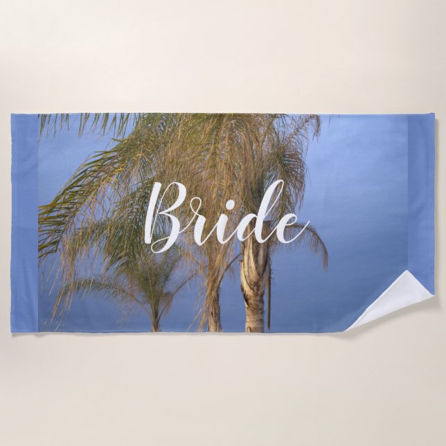 Bride Palm Trees Strandtuch (Vorderseite)