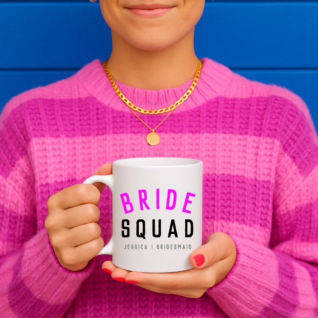 Bride Squad | Hot Pink Bachelorette Bridesmaid Kaffeetasse (Von Creator hochgeladen)