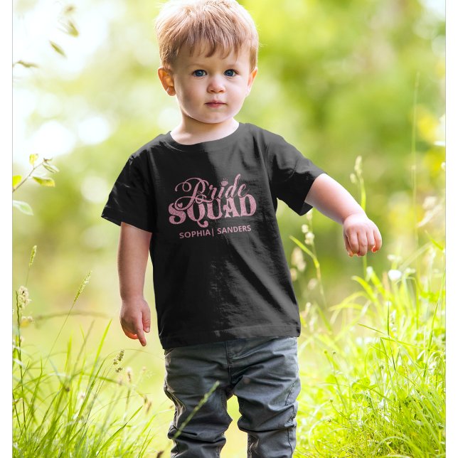 Bride Squad Modern Bright Pink Baby T-shirt (Von Creator hochgeladen)