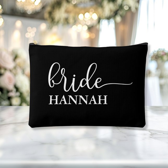 Bride - Team Bride! Geschenkname Zubehörtasche ("This Bride / Team Bride accessory and makeup bag showcases a sleek white script font with elegant s)