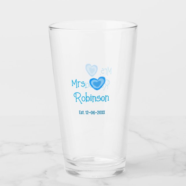Bride zu Mrs. Name Datum blau Herz Wassercolo Glas (Vorderseite)