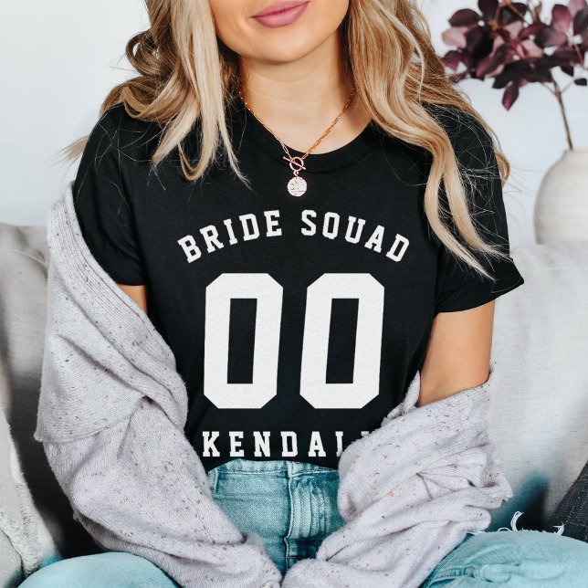 Brides Squad Bridesmaid T-Shirt (Von Creator hochgeladen)