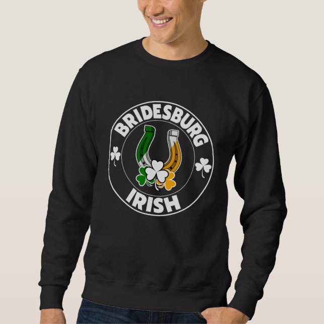 Bridesburg Irish Horseshoe and Shamrocks St Paddys Sweatshirt (Vorderseite)