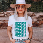 Bridesmaid Aquamarin Personalisiert Matching-Braut T-Shirt<br><div class="desc">Brauchen Sie ein Shirt für Ihren Junggeselinnen-Abschied oder Ihre Hochzeitsfeier? Schauen Sie sich nur dieses aquamarine Shirt an, das auf Sie zugeschnitten ist! Dieses Shirt ist ideal für Mädchen, die gewollt haben, sich gegenseitig ihre Unterstützung zu zeigen. Außerdem ist es eine großartige Möglichkeit, all Ihre Outfits für den großen Tag...</div>