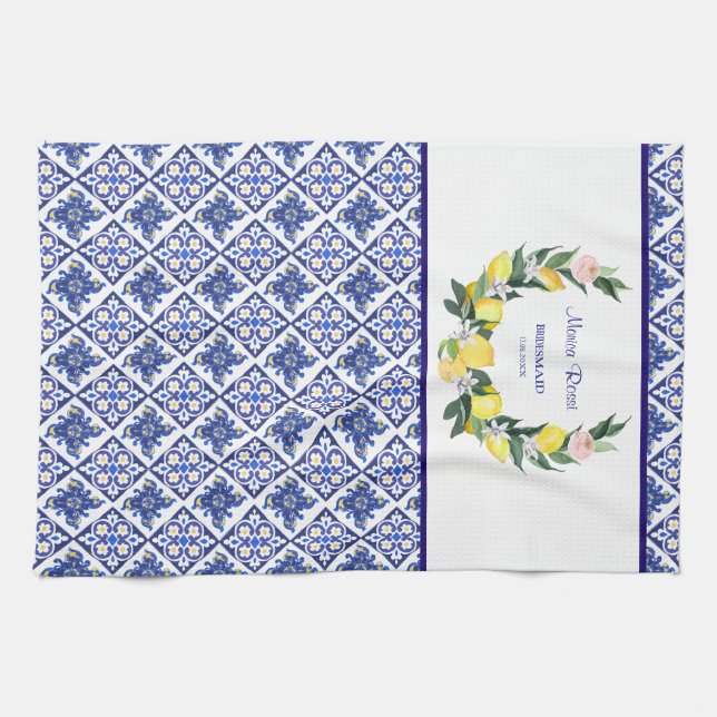 Bridesmaid Lemon Blue Italian Tiles Brautparty Geschirrtuch (Horizontal)