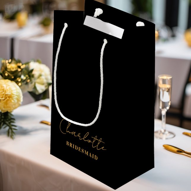 Bridesmaid | Minimalistisches Script Black Gold Kleine Geschenktüte (Von Creator hochgeladen)