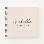 Bridesmaid | Modernes Minimalistisches Script Rosa Notizbuch<br><div class="desc">Dieses Bridesmaid Custom Design verfügt über eine handgeschriebene Skripttypografie auf einem rot-rosa Hintergrund. Sie können den Namen und den Titel ganz einfach personalisieren oder Ihre eigene Nachricht hinzufügen! Das perfekte elegante Accessoire für einen Bachelorette oder einen Bridesmaid-Vorschlag!</div>