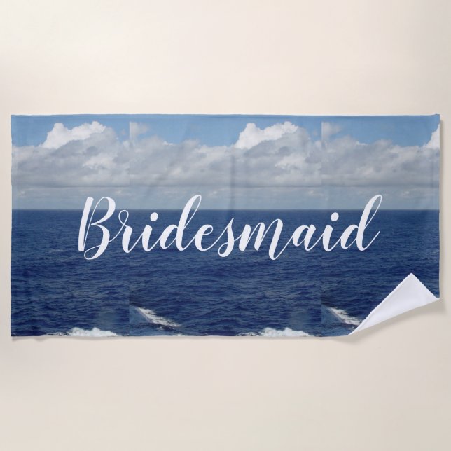 Bridesmaid Ocean Waves Beach Handtuch (Vorderseite)