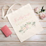 Bridesmaid Rustic Pink Gold Floral Boho Hochzeit Tragetasche<br><div class="desc">Die Tasche aus gehobener Brautjacke ist im eleganten Boho-Stil im Blumendesign mit Blume aus Pony, botanischen Blätter und rustikalen Vogelfedern-Akzenten gestaltet. Personalisieren Sie den benutzerdefinierten Text mit dem Namen und der Rolle der Person in Ihrem Brautparty. Die weiche Farbe umfasst hübsche Frühlingshöhe in Rosa, Pfirsich, Creme, Grün, Grau und Gold....</div>