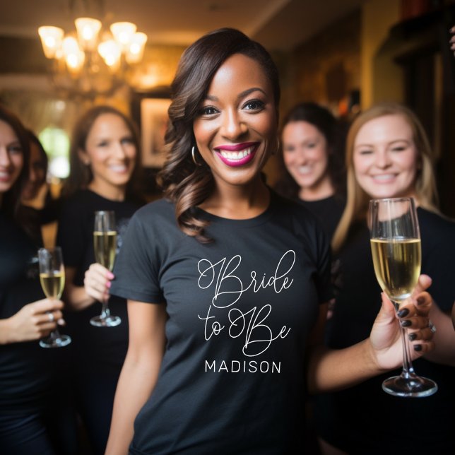 Bridge to Be White Modern Script Custom Wedding T-Shirt (Von Creator hochgeladen)