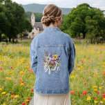Bridge Watercolor Wildblume Boho Rustikale Jeansjacke<br><div class="desc">Feiern Sie stilvoll mit unserer Wildblume Boho Rustic Floral Denim Jacket! Diese atemberaubende Jacke besticht durch ein elegantes Design in der Wildblume und verbindet den bohenhaften Chic mit rustikalem Charme. Ideal für die zukünftige Braut, fügt es Brautpartys, Junggeselinnen-Abschieden oder lässigen Hochzeitsfeiern eine personalisierte Touch hinzu. Aus hochwertigem Denim gefertigt, ist...</div>