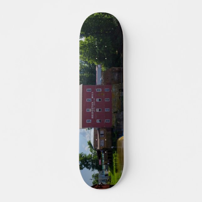 Bridgeton Mill Skateboard (Vorne)