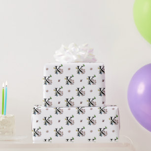 Brief K Floral Wasserfarbe Schmetterling Monogramm Geschenkpapier