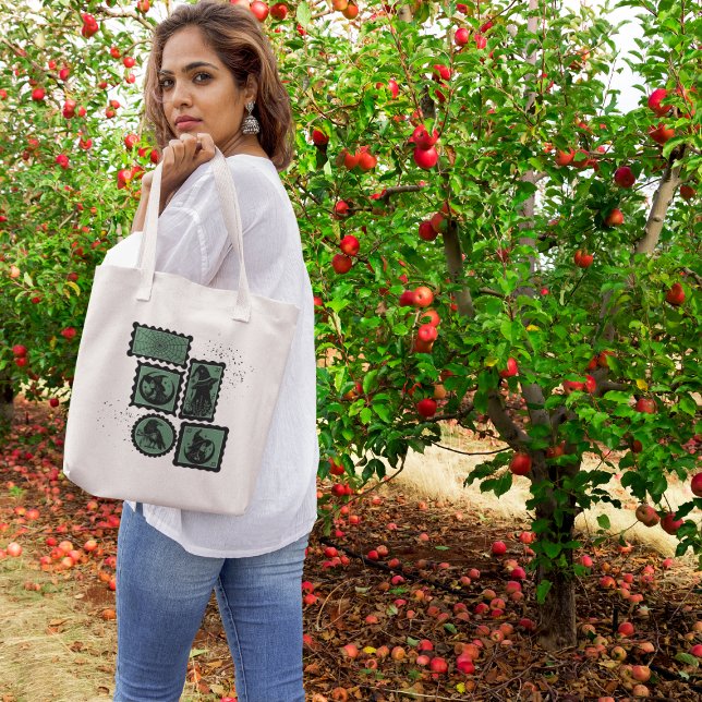 Briefmarke mit Halloween-Symbolen Tragetasche (This item is for display purposes only to illustrate the design element. )