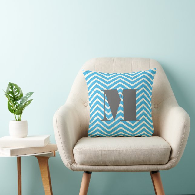 Bright Aqua Ivory und Gray Monogram Zig Zag Kissen (Stuhl )