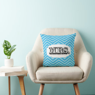 Bright Aqua Mrs Bride Zig Zag Pattern Pillow Kissen