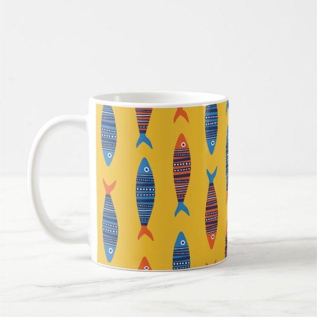 Bright fishes seamless pattern. Seaside hand drawn Kaffeetasse (Links)