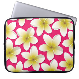 Bright Frangipani/ Plumeria flowers Laptopschutzhülle