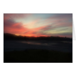 Bright Red Sunrise Early Morn sur l'océan