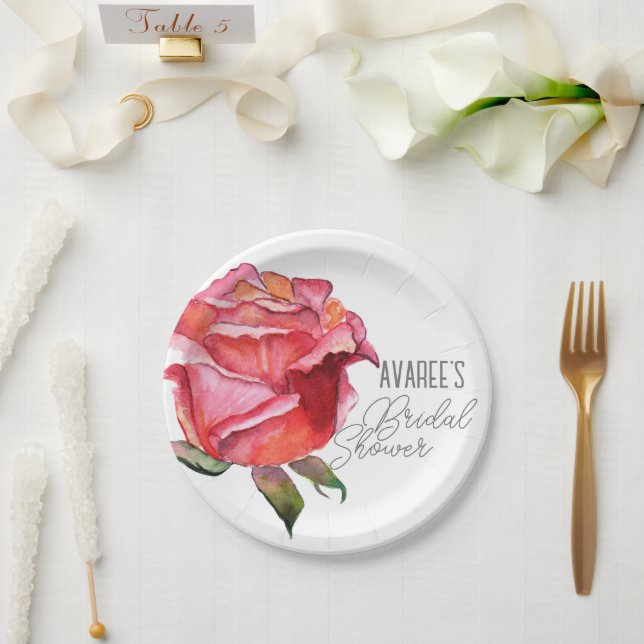Brillantes Red Watercolor Rose Brautparty Pappteller (Hochzeit)